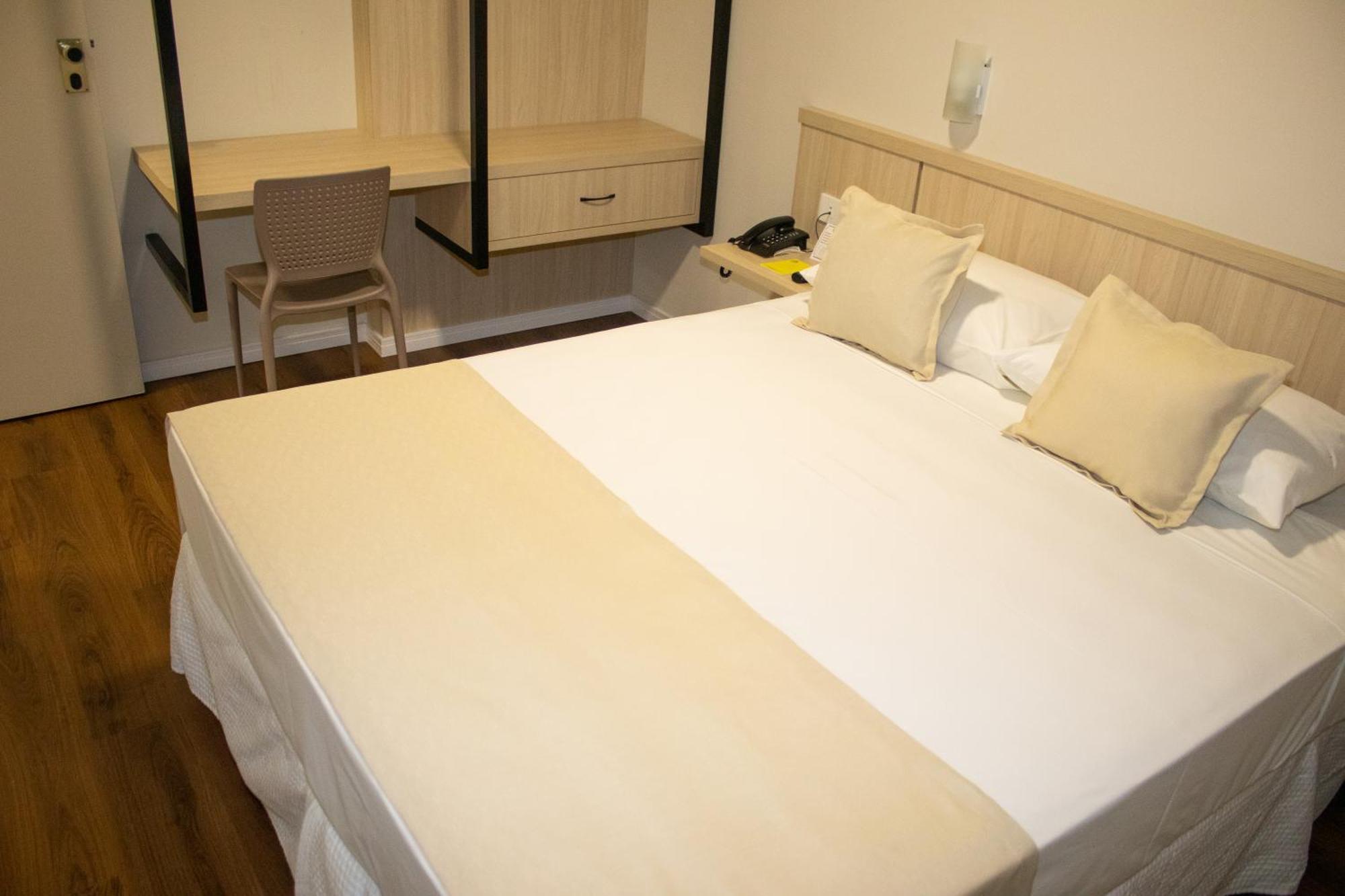 Golden Inga Hotel 马林加 外观 照片